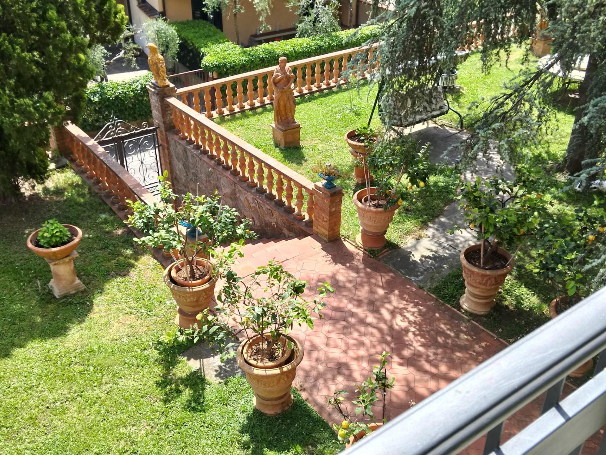 Barbara'S Apartment Mercatale Val Di Pesa Bagian luar foto